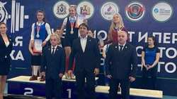 Тяжелоатлеты с Сахалина завоевали 8 медалей чемпионата и первенства ДФО 