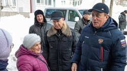 Валерий Лимаренко и Сергей Надсадин проверили расчистку дворов в Южно-Сахалинске