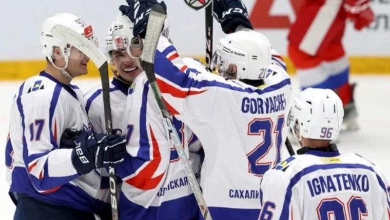 «Сахалинские Акулы» одержали вторую победу в выездной серии