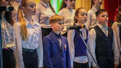 Сахалинские школьники пытаются попасть в финал фестиваля «Поют дети России»