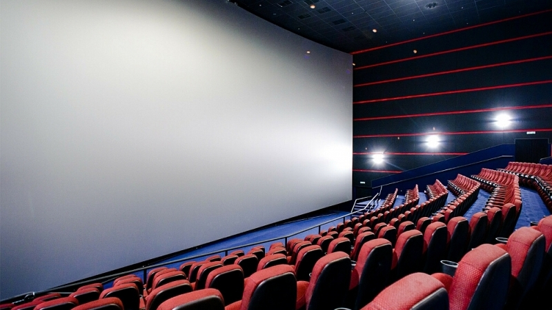 В кинотеатры не попасть. Сахалинцы используют последний шанс сходить в кино без прививки