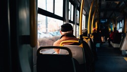 Дети замерзли во время ожидания автобуса Южно-Сахалинск — Анива утром 11 января