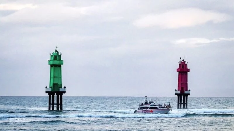 Школьникам перечисляют 10 тысяч, Сахалин оказался под угрозой затопления. Главное на утро 3 августа