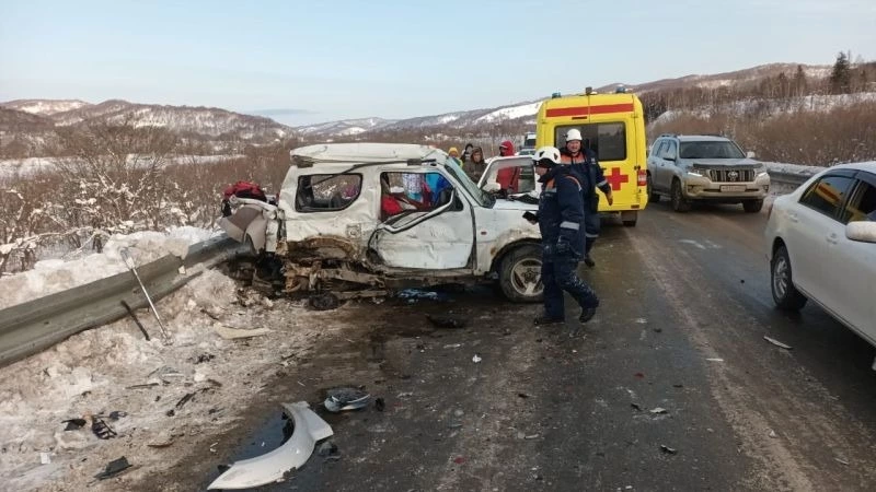 Выжившая в ДТП на трассе Южно-Сахалинск — Холмск находится в тяжелом состоянии