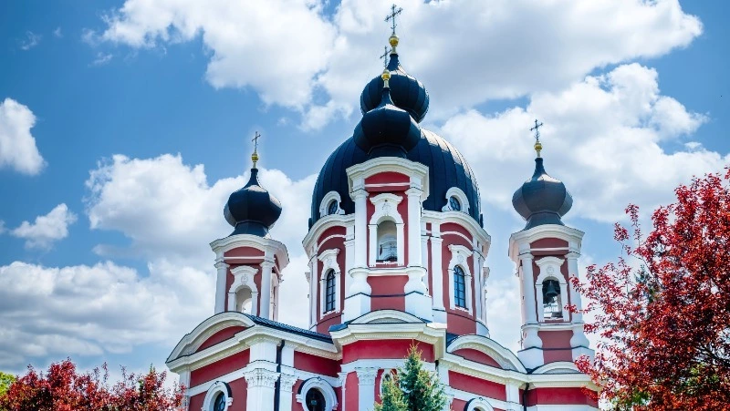 Церковный праздник 31 мая 2026: традиции, строгие запреты и приметы дня
