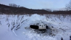 Тело 38-летнего мужчины со снегоходом нашли на юге Сахалина