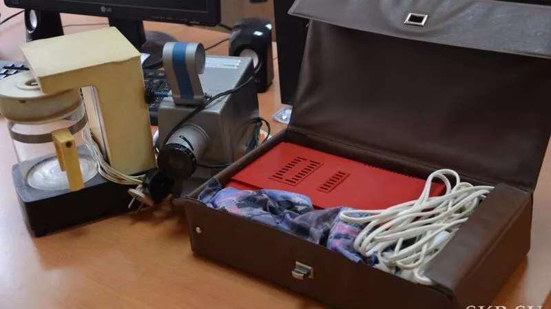 Необычный фен с шапочкой и шлангом принесли на сахалинскую выставку советских гаджетов