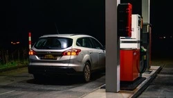 Цены на топливо упали в четырех районах Сахалина