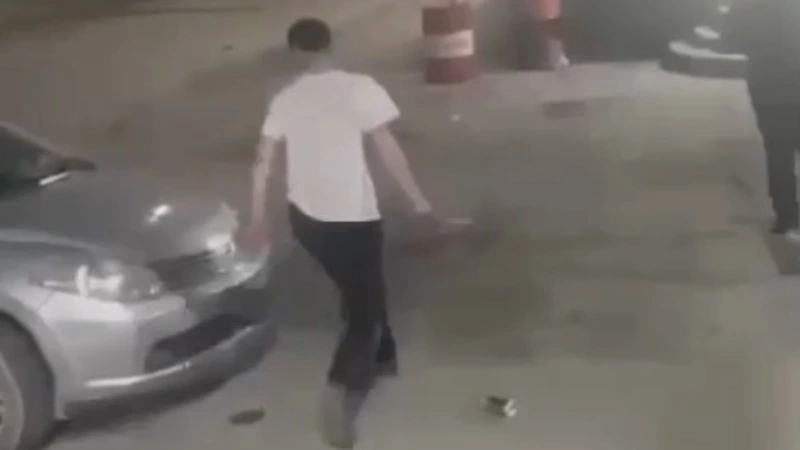 СКР расследуют убийство жителя Новосибирска, погибшего в уличной драке на Сахалине