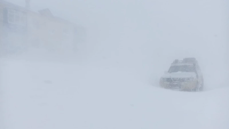 Специальную горячую линию запустили в Южно-Сахалинске на время прохождения циклона