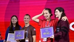 Закрытие «ОстроVов», «МамаФест» и День учителя: главные новости выходных на Сахалине и Курилах