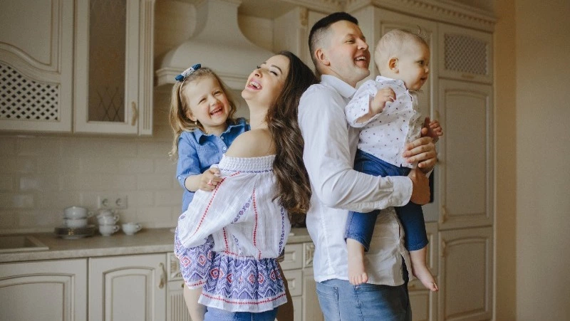 Эксперты поддержали решение президента России о создании нового нацпроекта «Семья» 