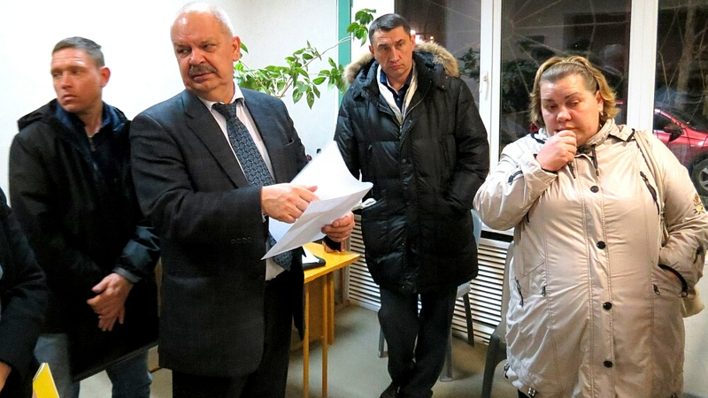 На прилавок – по талону и без посредников