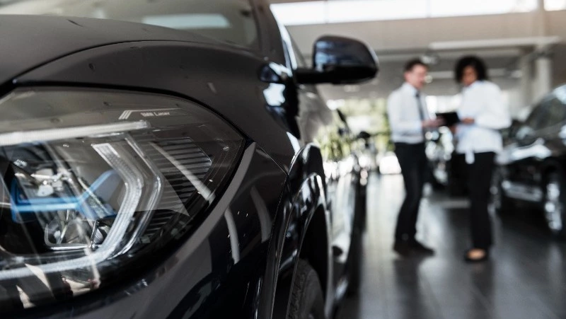 В России за ноябрь продали 127 тысяч новых авто