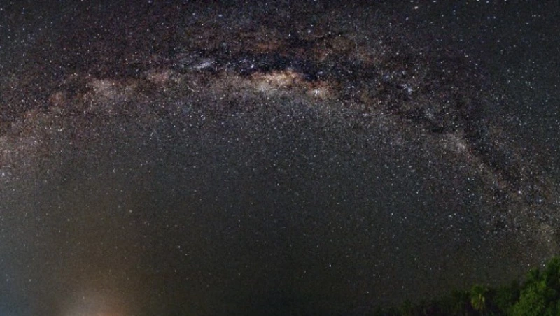 Гороскоп на 6 мая: Девы обходят магазины стороной, Рыбы не настроены на работу