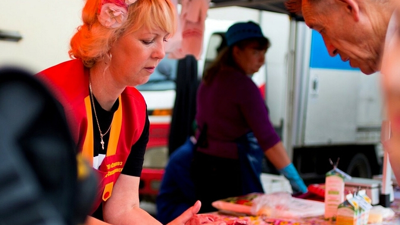 Мясо, рыба и творог подешевели на Сахалине за неделю