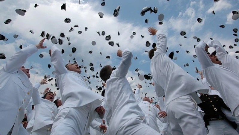 Новая индексация пенсий части россиян, «МИР 19» в больницы. Главное на утро 22 января