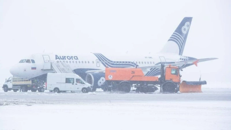 Аэропорт Южно-Сахалинска возобновил работу