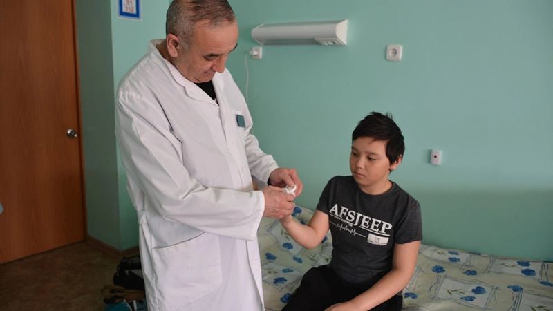 В Бошняково готовят к выписке 10-летнего мальчика, которого откопали из сугроба