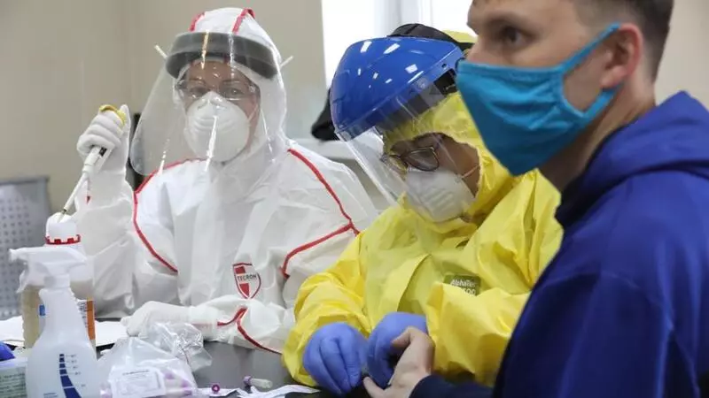 Коронавирусу вопреки: «Сахалин Энерджи» за сутки заменила на своих объектах почти 700 вахтовиков