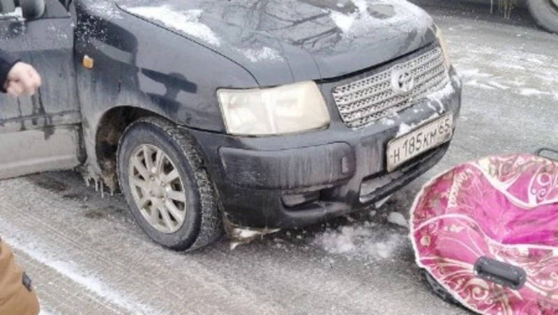 Водитель Toyota Probox сбил ребенка на пешеходном переходе в Луговом 