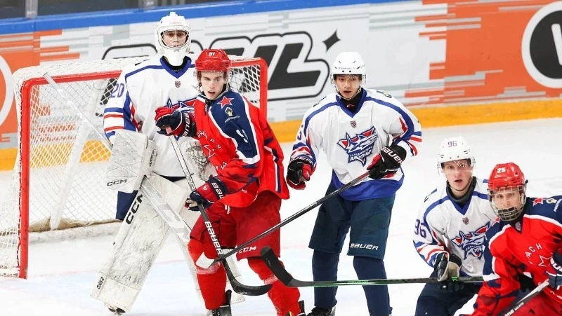 «Сахалинские акулы» потерпели поражение в игре с «Красной Армией» 