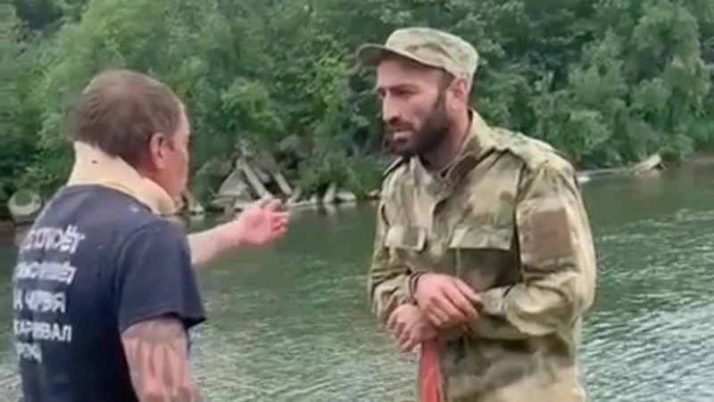 «Камуфляж надел — охраняю рыбу»: неизвестные в форме не дают сахалинцам рыбачить