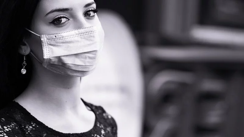 На Сахалине коронавирус подцепили трое работников РЖД и один полицейский