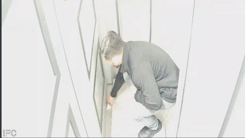 Сахалинец пытался провезти наркотики в Корею, а потом попался с поддельным паспортом в Москве