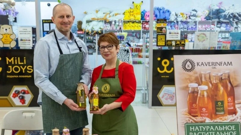 Более 25 представителей малого сахалинского бизнеса презентовали свои товары на ярмарке