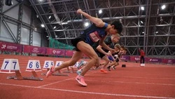 Первенство ДФО по легкой атлетике стартовало в новом манеже Южно-Сахалинска