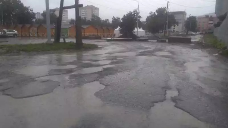 Тайфун «Хагупит» затопил улицы Южно-Сахалинска