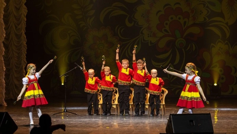Праздничным концертом закончился фестиваль «Поющие острова» в Южно-Сахалинске 
