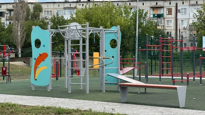 Специалисты с Сахалина отремонтируют 19 многоквартирных домов в донецком Шахтерске в 2025 году