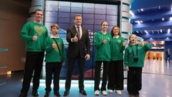 Глава Минвостокразвития Чекунков посетил экспозицию «Дней регионов Дальнего Востока в Москве»