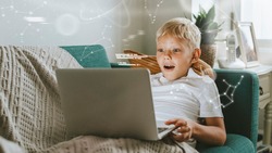 Жителей Сахалина пригласили к участию в премии «За безопасное цифровое детство»
