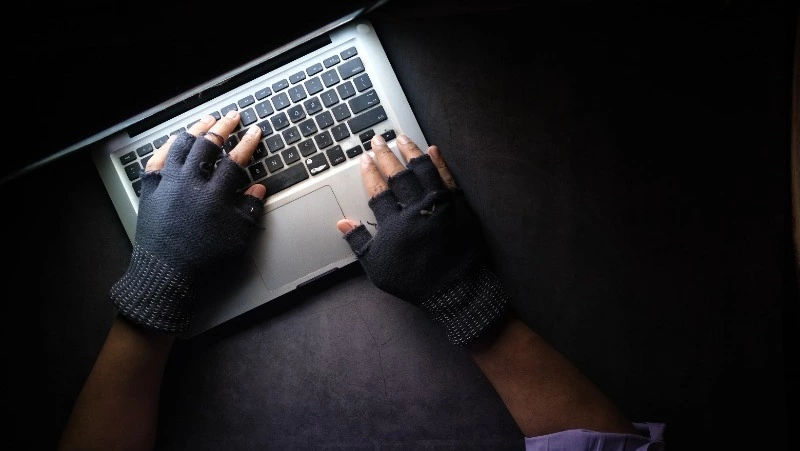 Мошенники атаковали педагогов в Сахалинской области