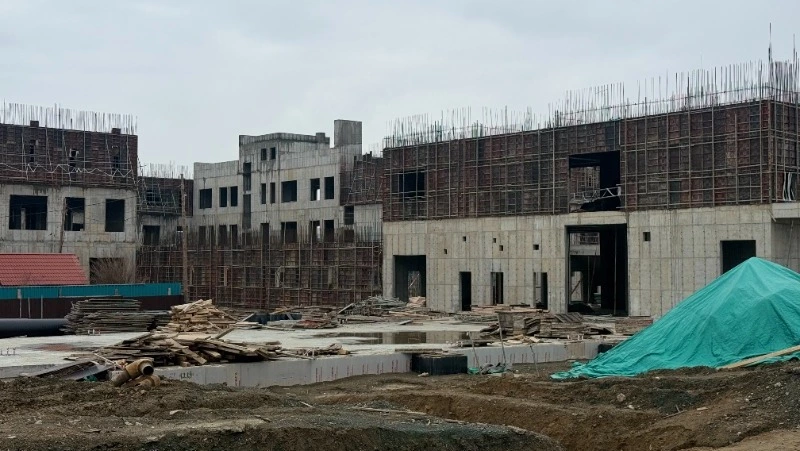 Гигант вместо «аварийки»: новая школа № 4 в Южно-Сахалинске станет в 22 раза просторнее старой