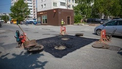 «Плавающие» люки появились на дорогах Южно-Сахалинска 