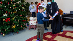 Для воспитанников социального реабцентра «Маячок» провели урок Рождества