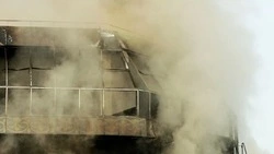 Десять человек спаслись самостоятельно: административное здание горело в Южно-Сахалинске