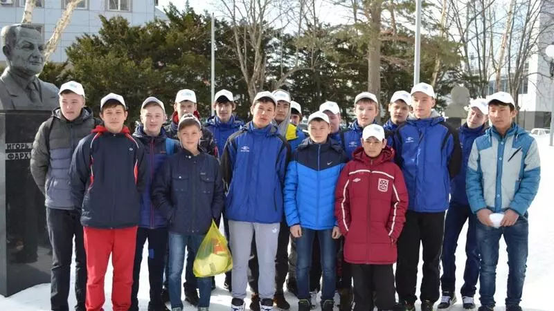 «Ногликские медведи» отправились в Сочи на финал «Золотой шайбы»