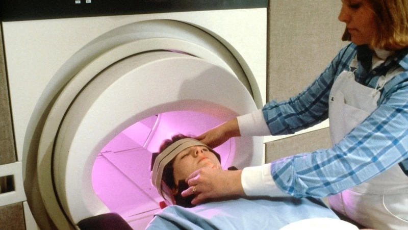 Компьютерный томограф починили в Углегорске после поручения Лимаренко