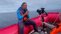 Первые кадры выпуска «Поедем, поедим!» про Сахалин появились в сети