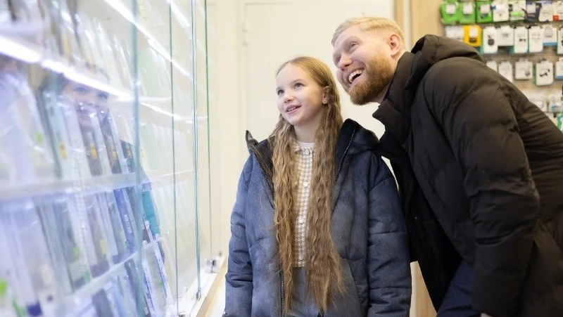 На Сахалине гаджеты стали популярным подарком на гендерные праздники