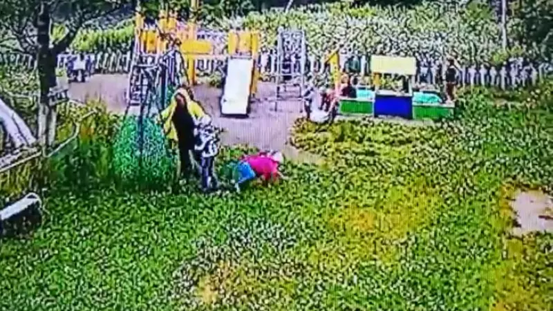 «Воспитатель года»: в детском саду на Курилах педагог объедает детей и швыряет их на землю