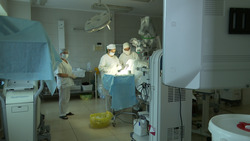Сложную операцию на головном мозге провели врачи на Сахалине