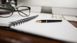 Работники птицефабрики «Островная» поставили подписи в поддержку Путина