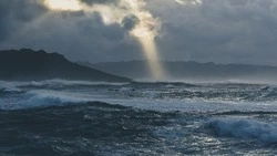 Синоптики предупредили об урагане на Курилах и шторме на юге Сахалина 1 ноября