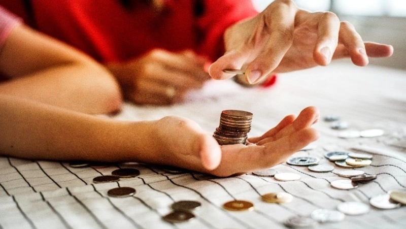 Житель Невельска задолжал собственному ребенку более 1 млн рублей алиментов 